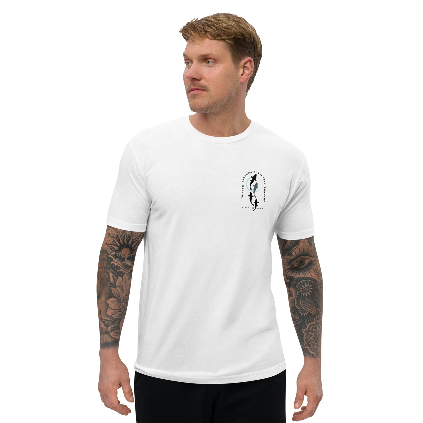 STANDING OUT T-shirt