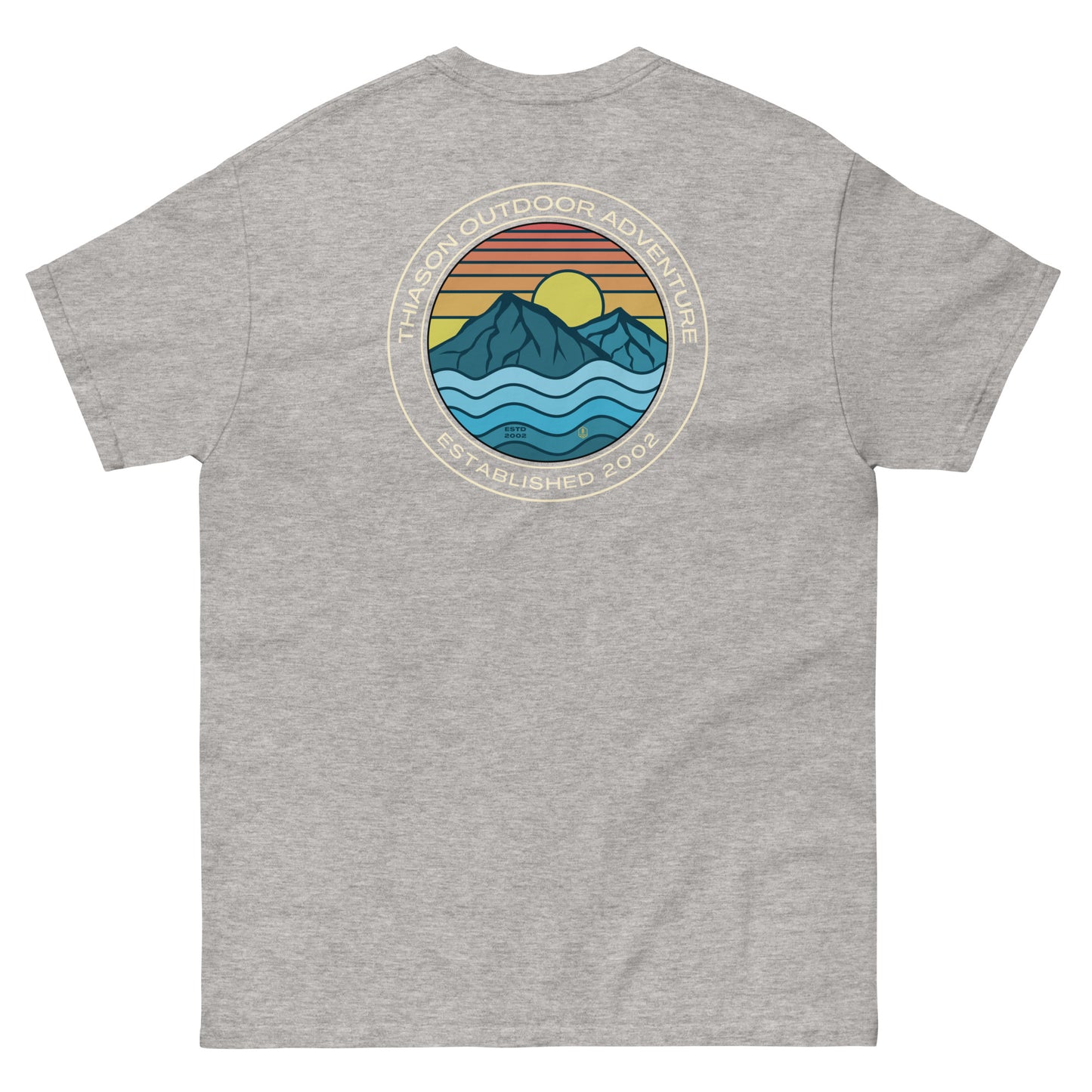 SUNSET IN THE MOUNTAINS Men's classic tee